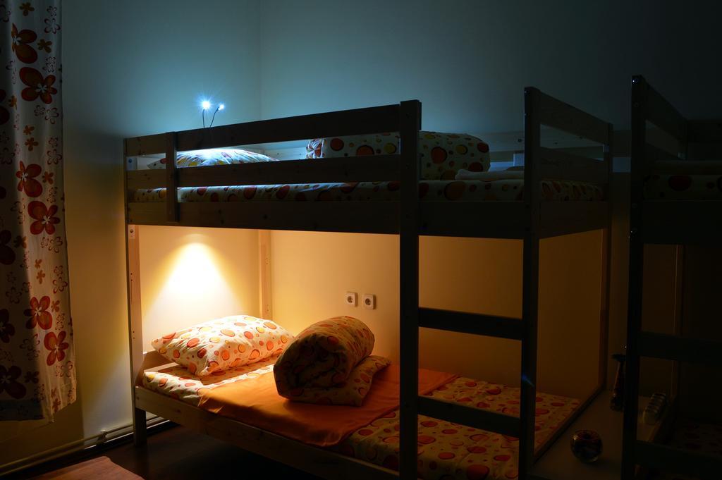 Exit Routine Hostel Тимишоара Экстерьер фото