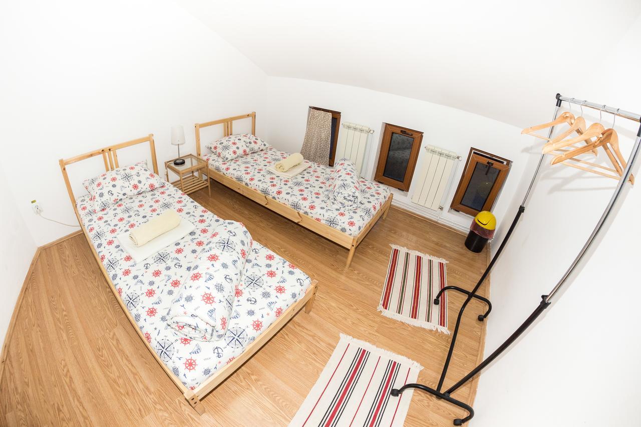 Exit Routine Hostel Тимишоара Экстерьер фото